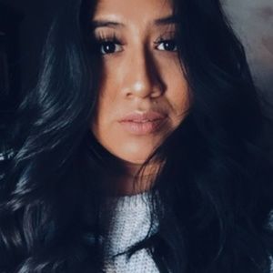 Meet your Posher, Alejandra